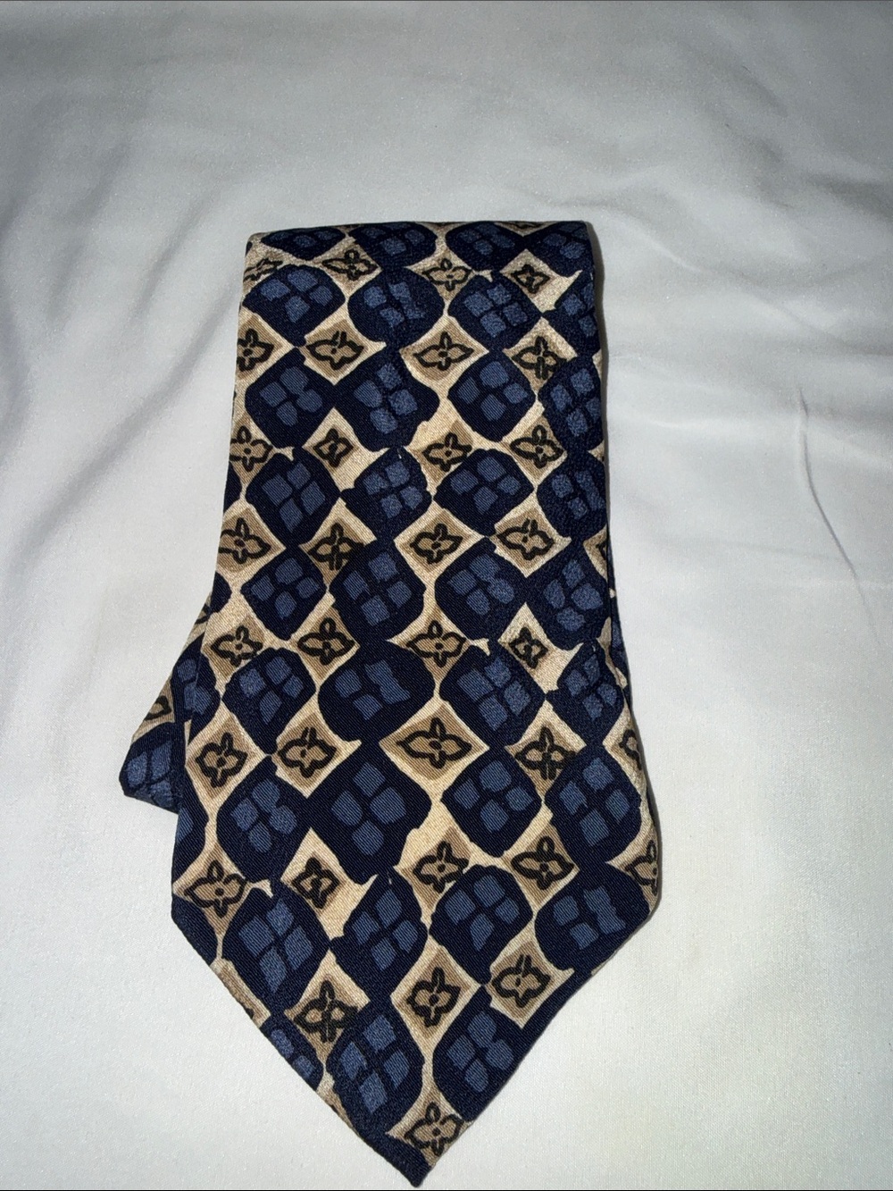 Hugo Boss Navy and Tan Geometric Silk Tie